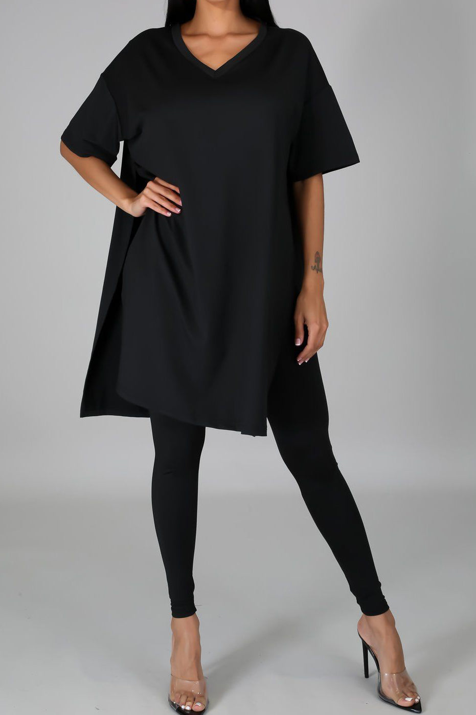 The Basic Cutie V-Neck Plus Leggings Set