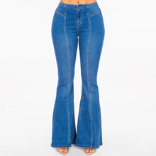 Load image into Gallery viewer, Plus Size Stretchy Flare Jean
