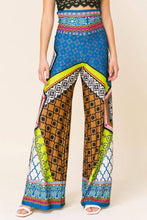 Load image into Gallery viewer, Printed Palazzo Pants
